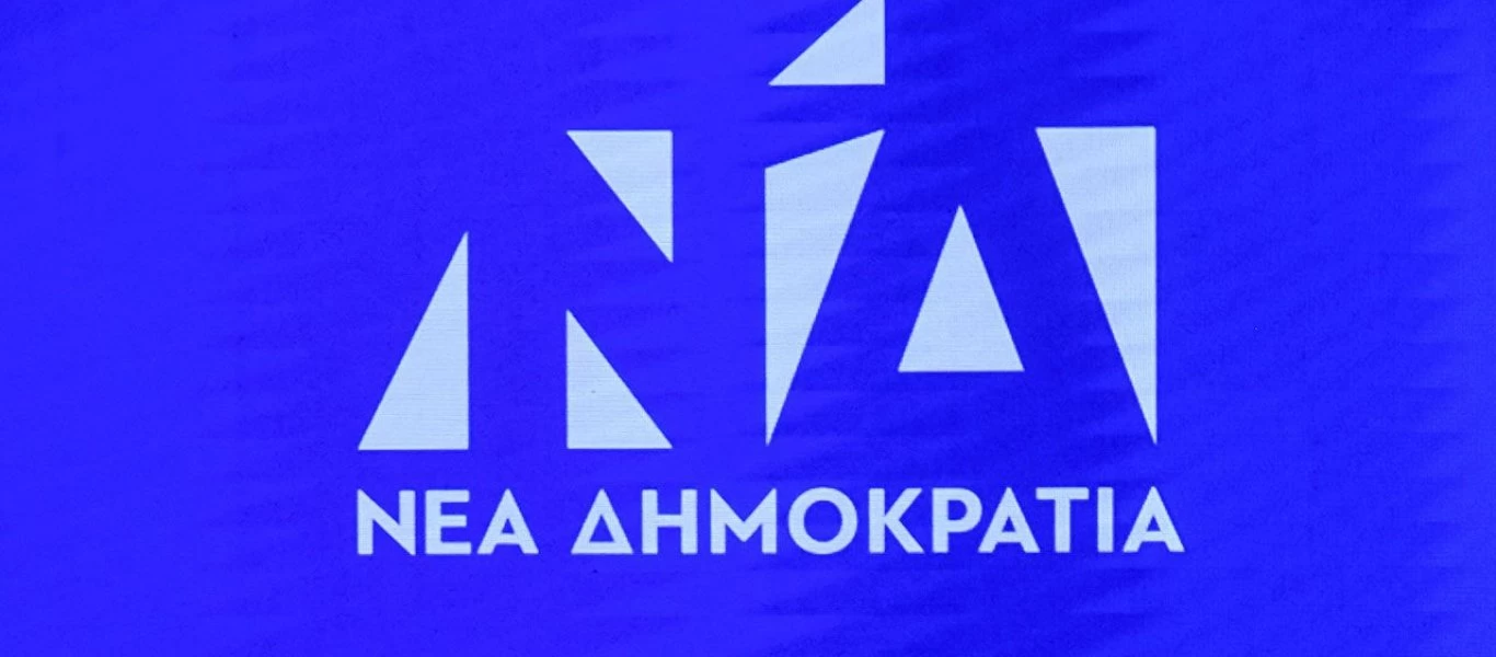 Με χαλαρό στιλ και... χωρίς γραβάτες κατέφθασαν στο Καβούρι οι βουλευτές και οι υπουργοί της ΝΔ (φωτο)